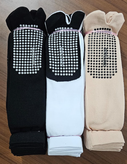 Kaos kaki muslimah anti slip