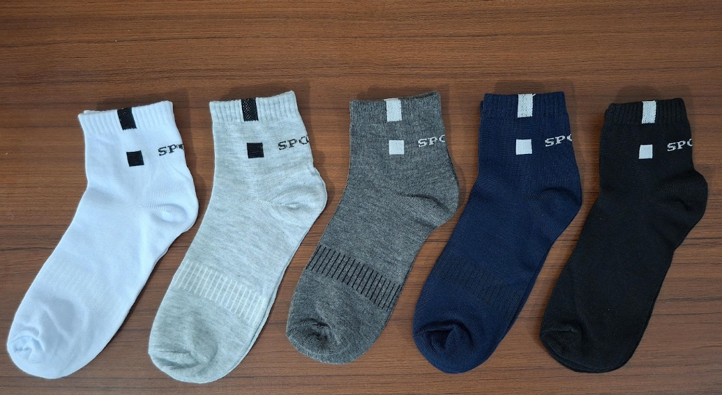 Kaos kaki sport pendek